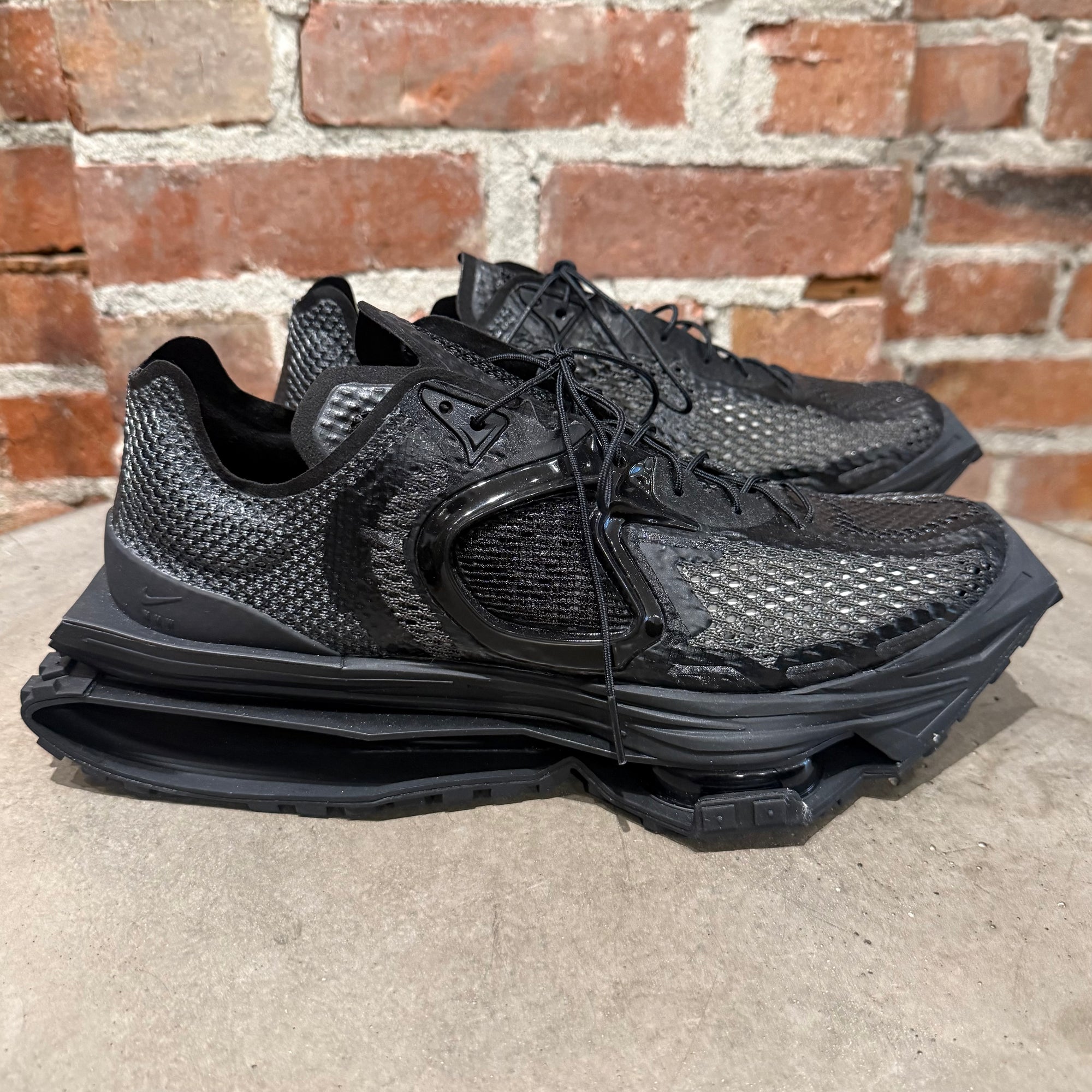 MMW X NIKE ZOOM 004 SNEAKERS ‘BLACK’