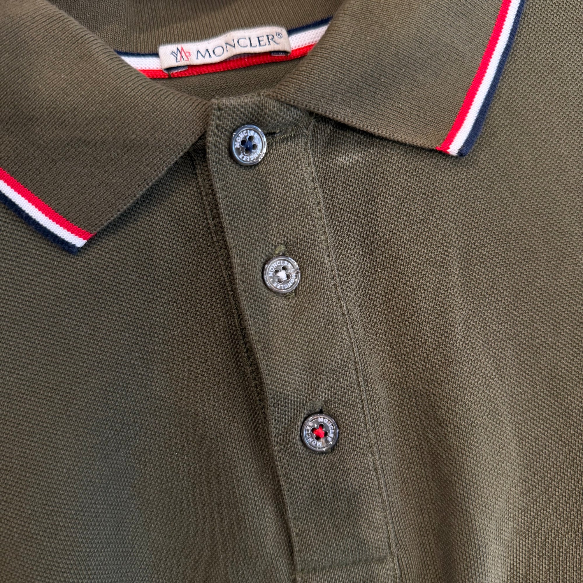 MONCLER TRICOLOR TRIMMED PIQUE POLO ‘OLIVE’