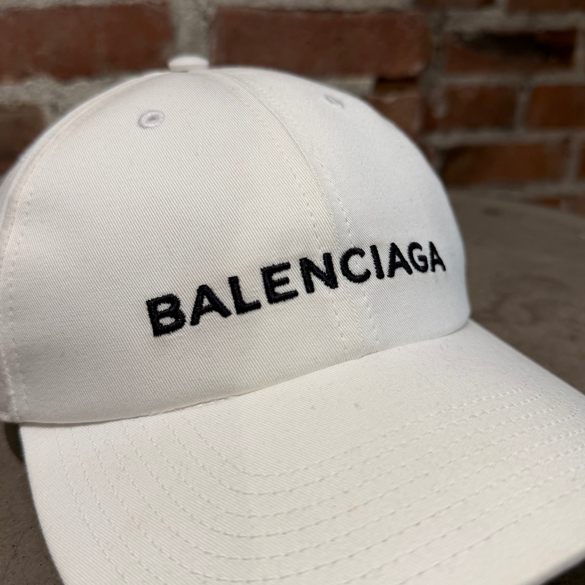 BALENCIAGA LOGO BASEBALL CAP ‘WHITE’