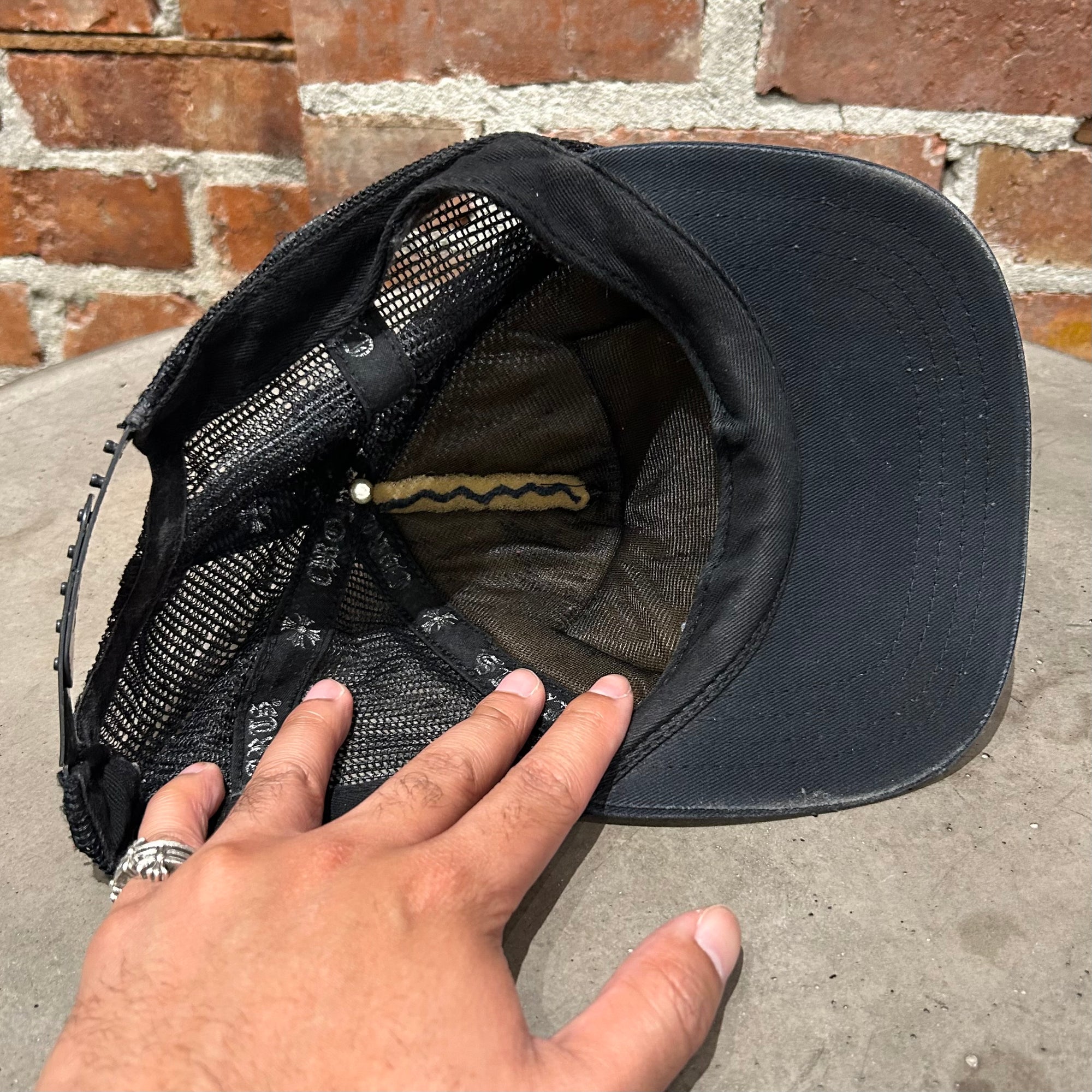 CHROME HEARTS VINTAGE CH TRUCKER HAT ‘BLACK’