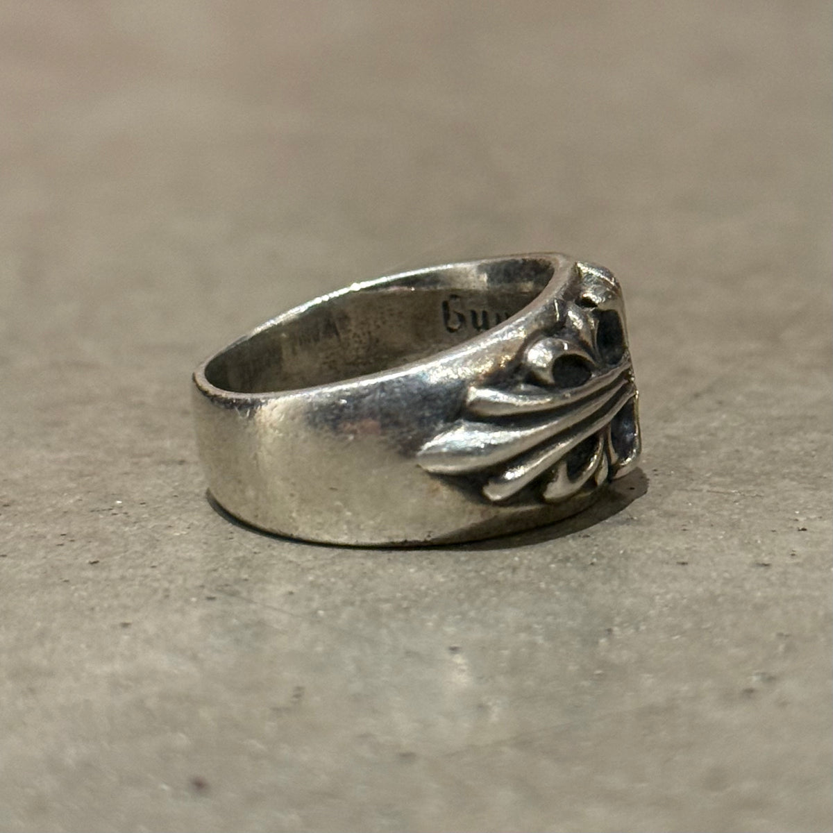 CHROME HEARTS DIAMOND CLASSIC FLORAL CROSS RING ‘SILVER’