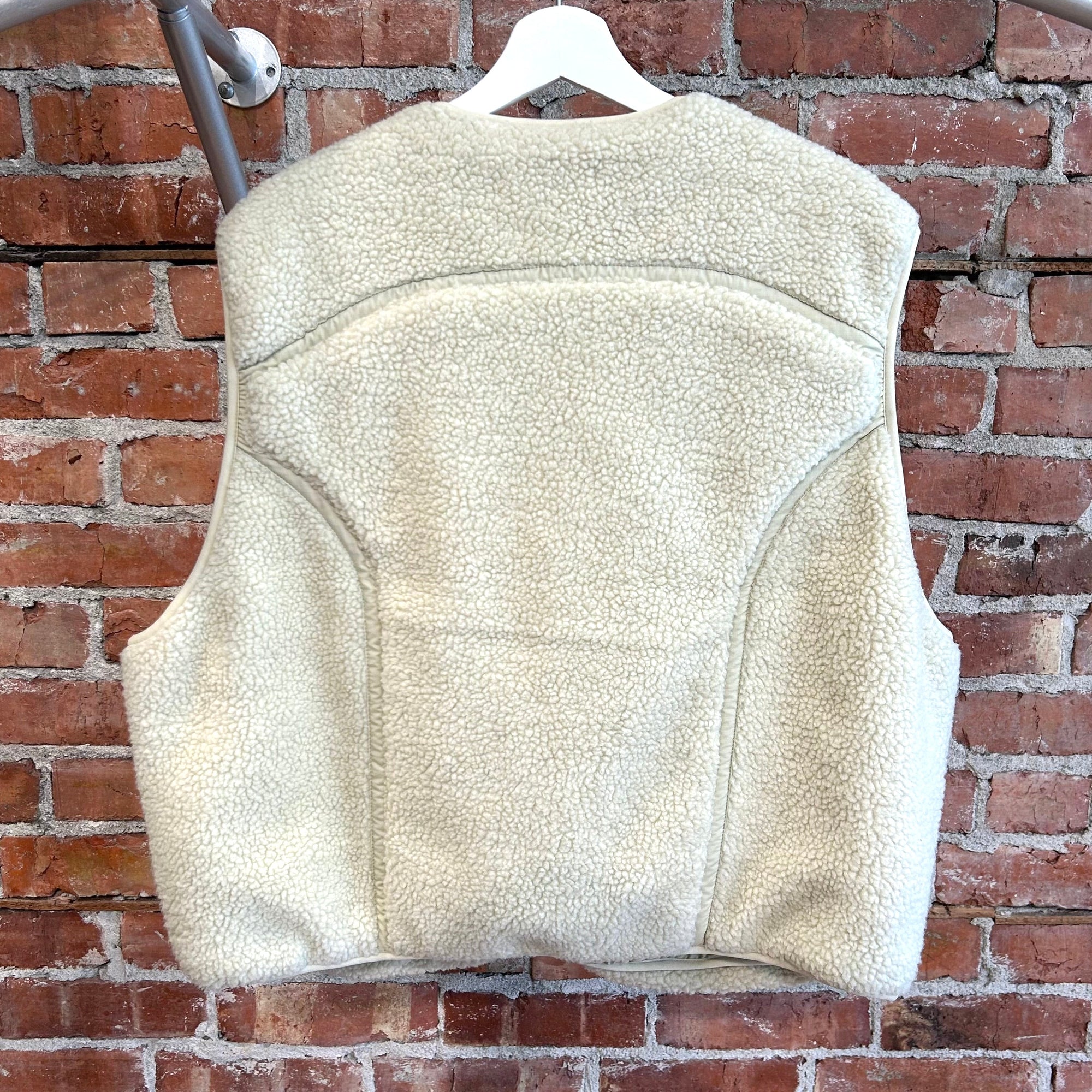 ENTIRE STUDIOS SHERPA FLEECE VEST ‘CREAM’