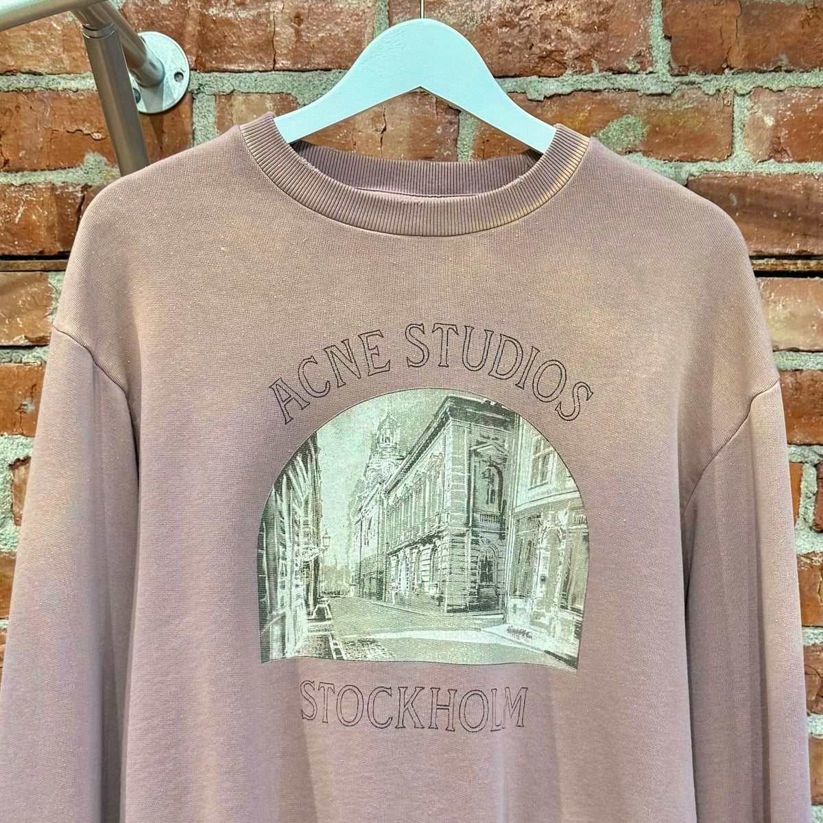 ACNE STUDIO STOCKHOLM OVERDYE CREWNECK ‘DUST PINK’