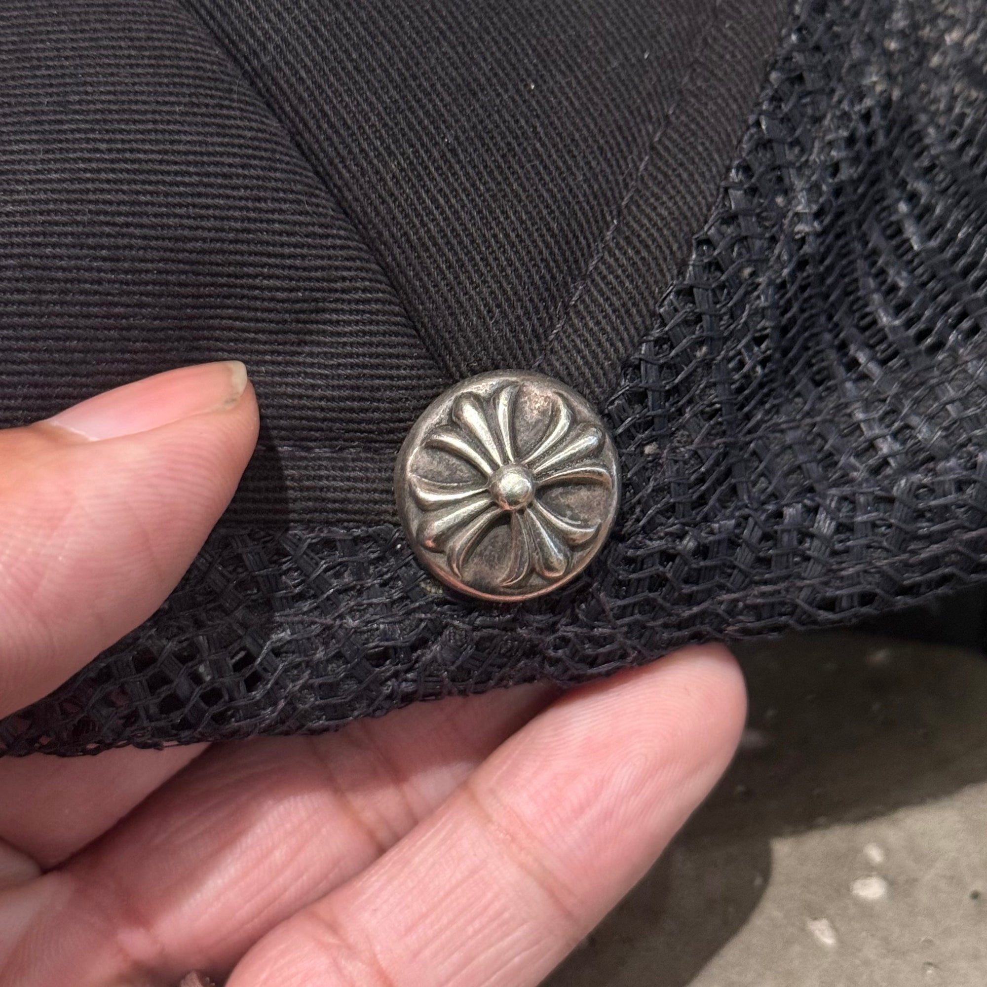 CHROME HEARTS VINTAGE HOLLYWOOD TRUCKER HAT ‘BLACK’