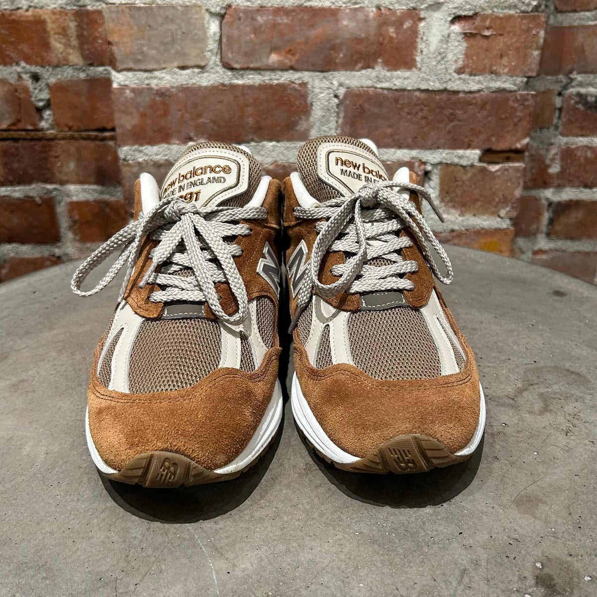 NEW BALANCE X TEDDY SANTIS MADE IN ENGLAND 991 SNEAKERS ‘CARAMEL’