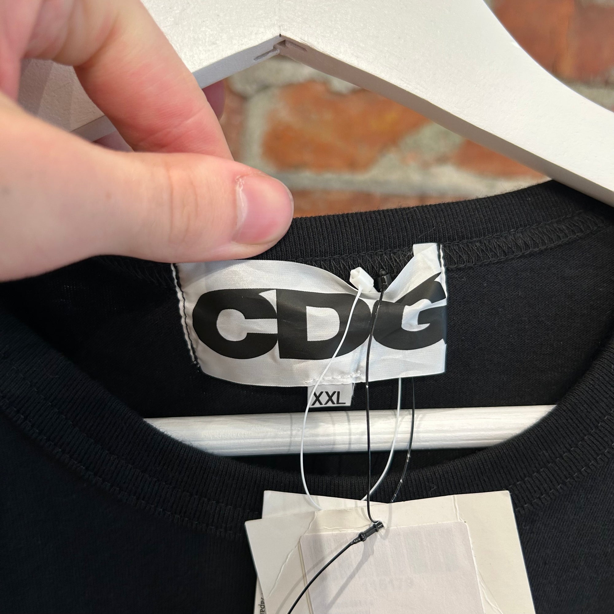 COMME DES GARÇONS CDG LOGO TEE ‘BLACK/GREEN’