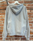 JACQUEMUS EMBROIDERED SCRIPT LOGO HOODIE ‘GREY’