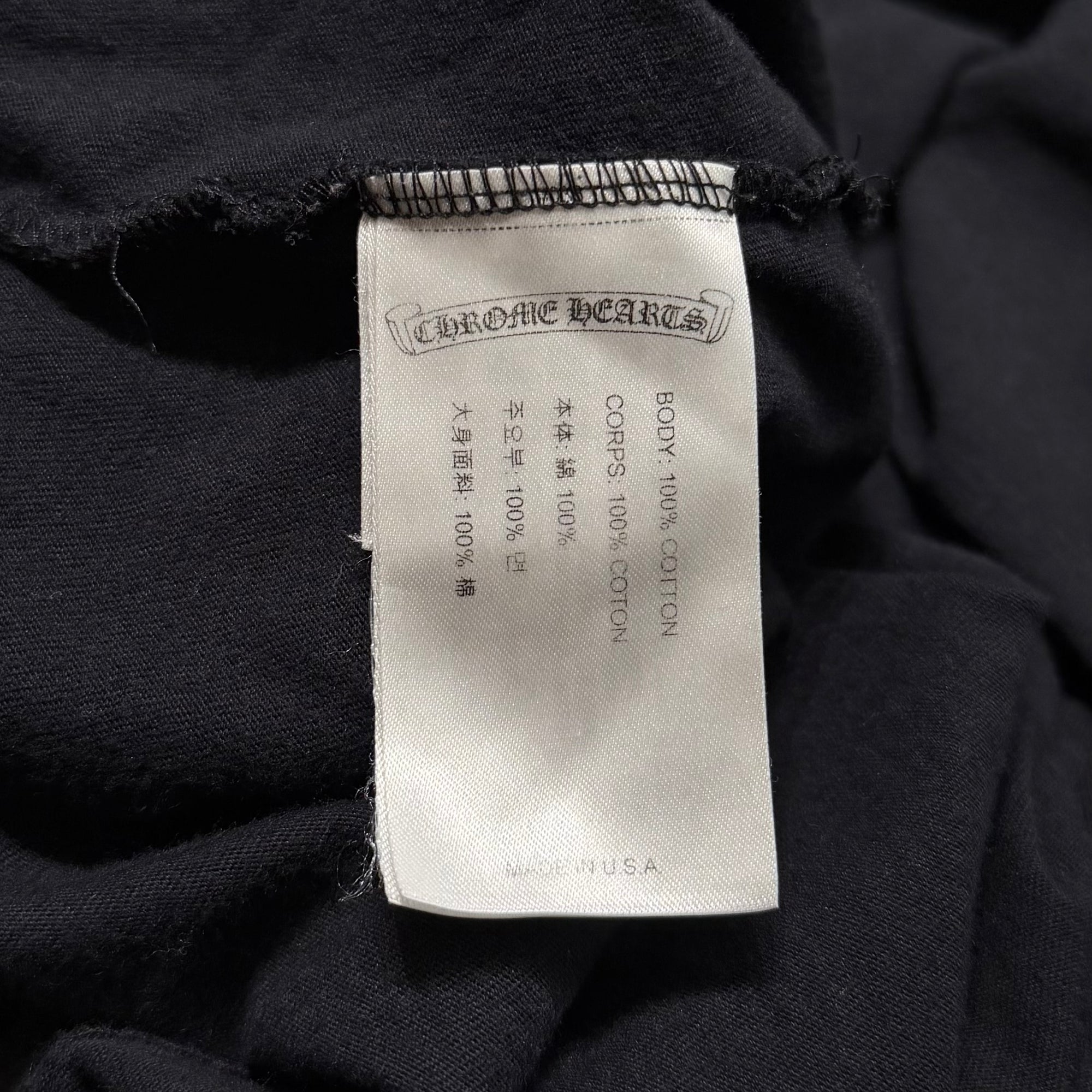 CHROME HEARTS VINTAGE SPELLOUT POCKET LONGSLEEVE ‘BLACK/RED’