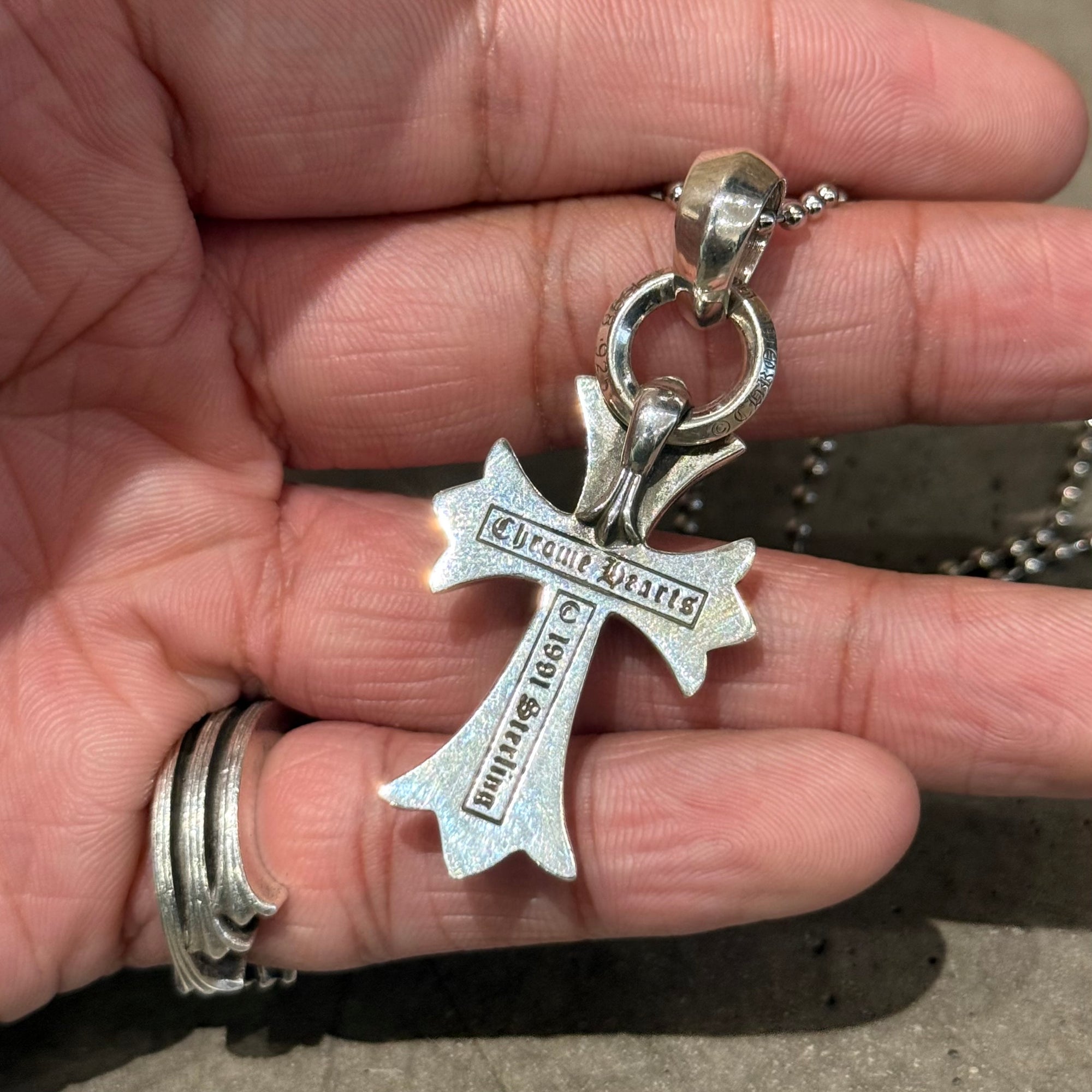 CHROME HEARTS SMALL CROSS W/ BALE NECKLACE ‘SILVER’