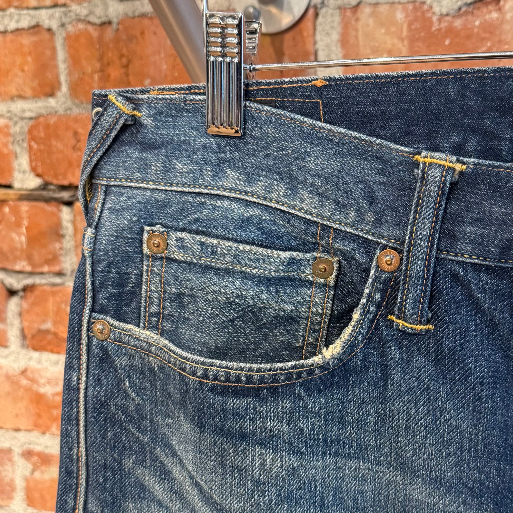 EVISU LOT 2010 13OZ SLIM STRAIGHT DENIM JEANS ‘FADED INDIGO/WHITE’