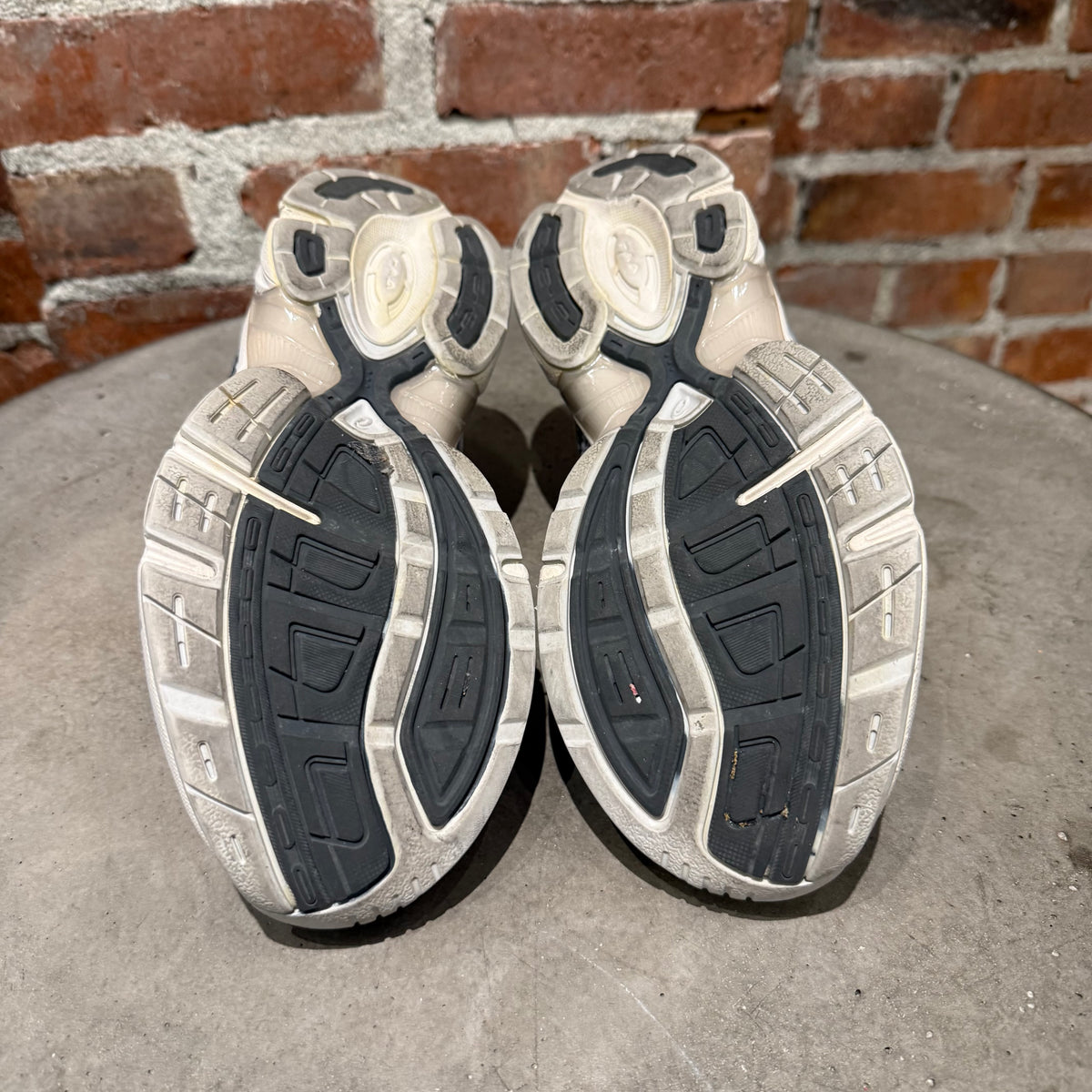 GALLERY DEPT. X ASICS GEL-1130 SNEAKERS ‘GREY’