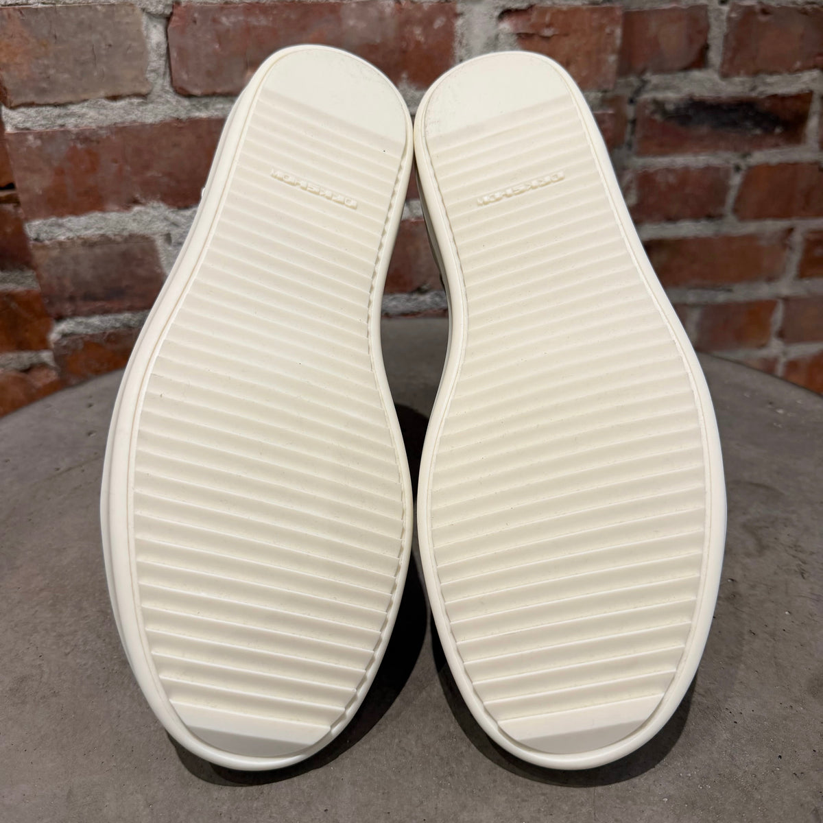RICK OWENS DRKSHDW HEAVY CANVAS RAMONE SNEAKERS ‘NATURAL/MILK’