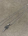 DEAL DESIGN KG DAGGER SML NECKLACE ‘SILVER’