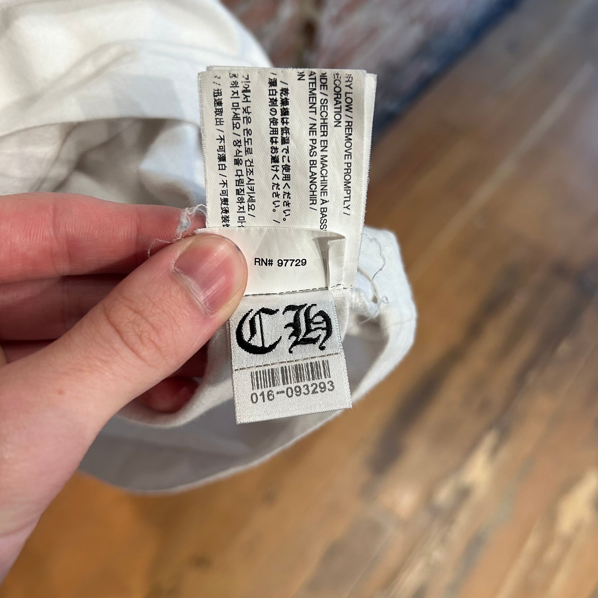 CHROME HEARTS CEMETERY CROSS POCKET TEE ‘WHITE’