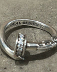 DEAL DESIGN NAIL RING 'SILVER'