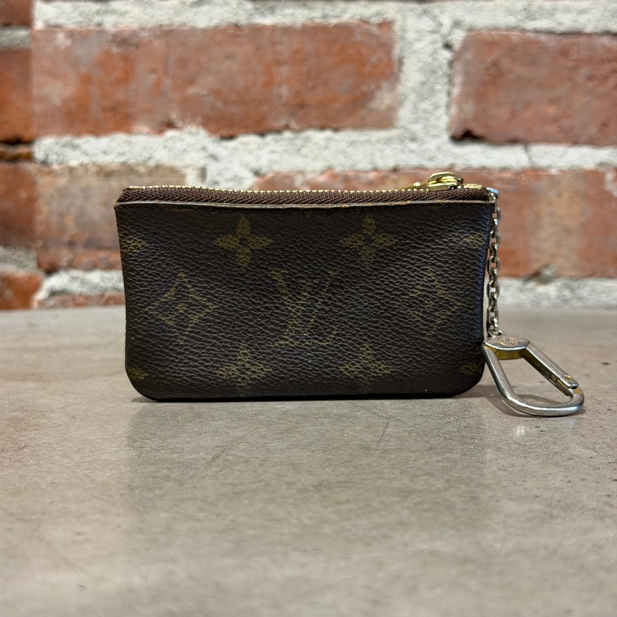 LOUIS VUITTON MONOGRAM CHAIN CARRY POUCH ‘BROWN’