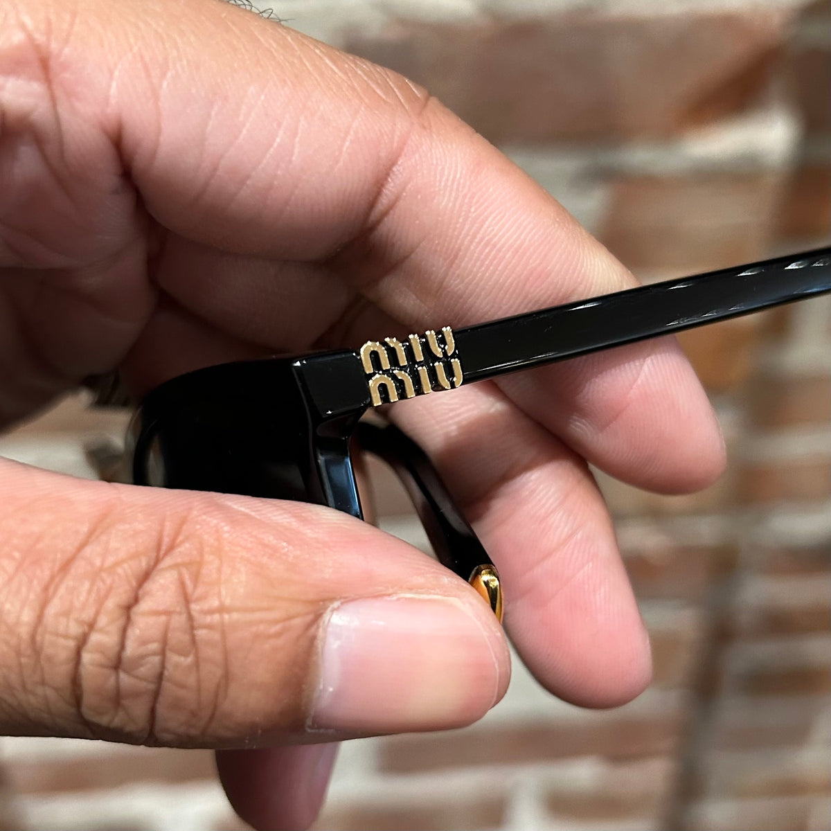 MIU MIU A06S REGARD SUNGLASSES ‘BLACK’