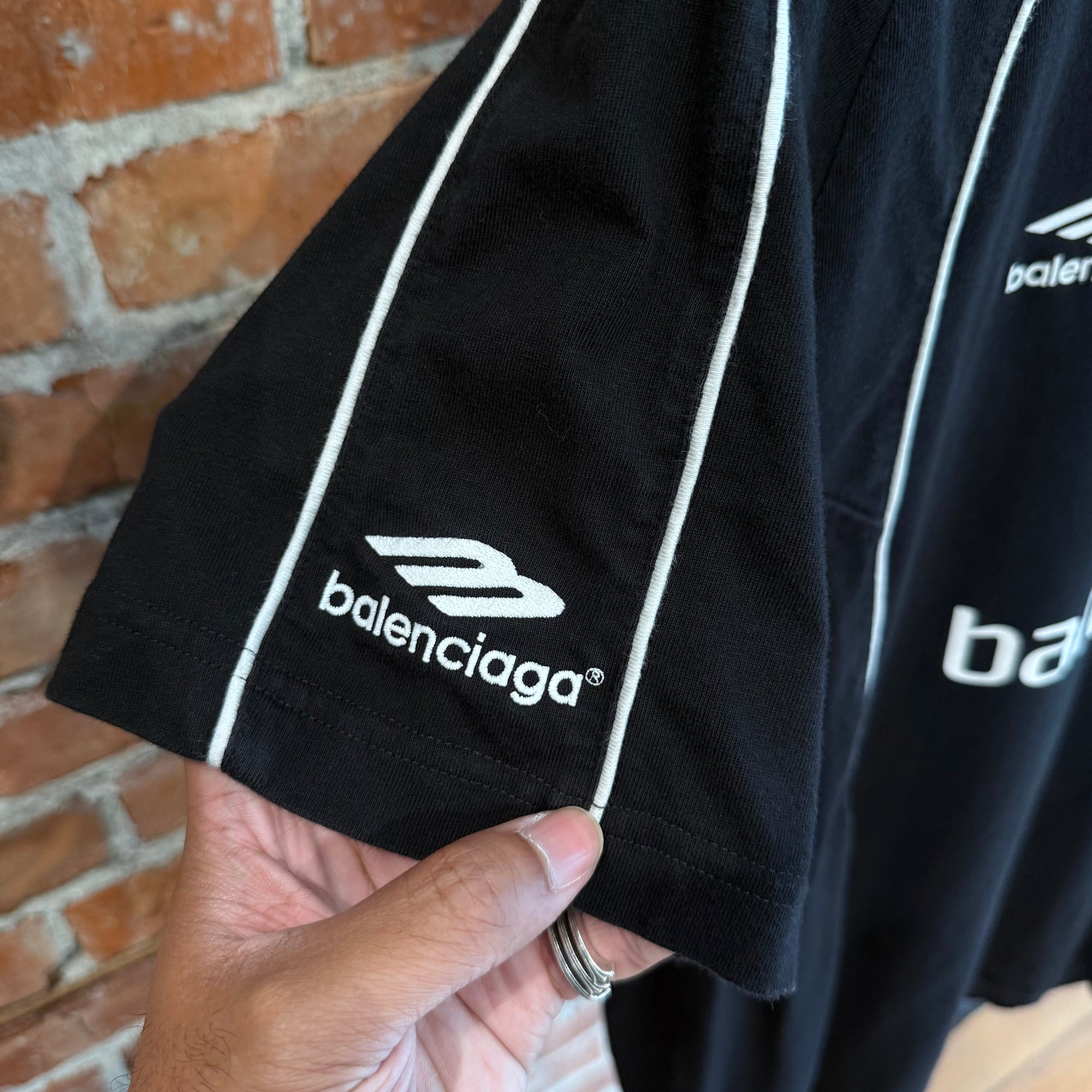 BALENCIAGA SS23 PARIS SOCCER JERSEY ‘BLACK’