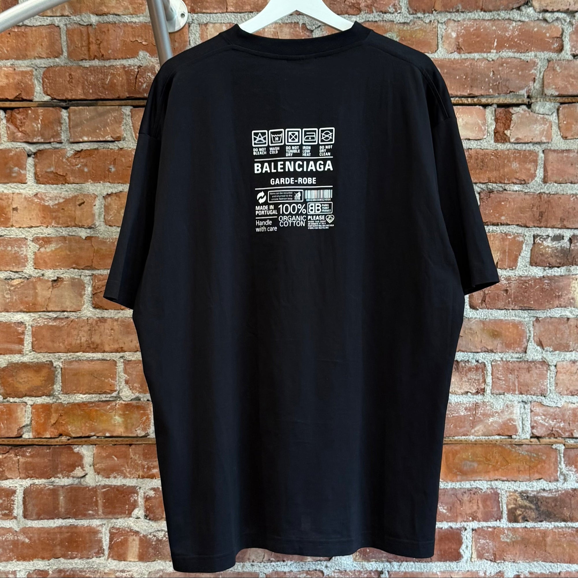 BALENCIAGA SS22 CARE LABEL TEE ‘BLACK’