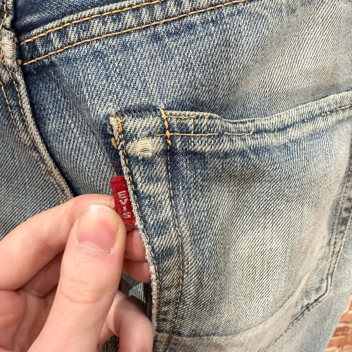 EVISU VINTAGE BIG E THRASHED DENIM ‘LIGHT BLUE’
