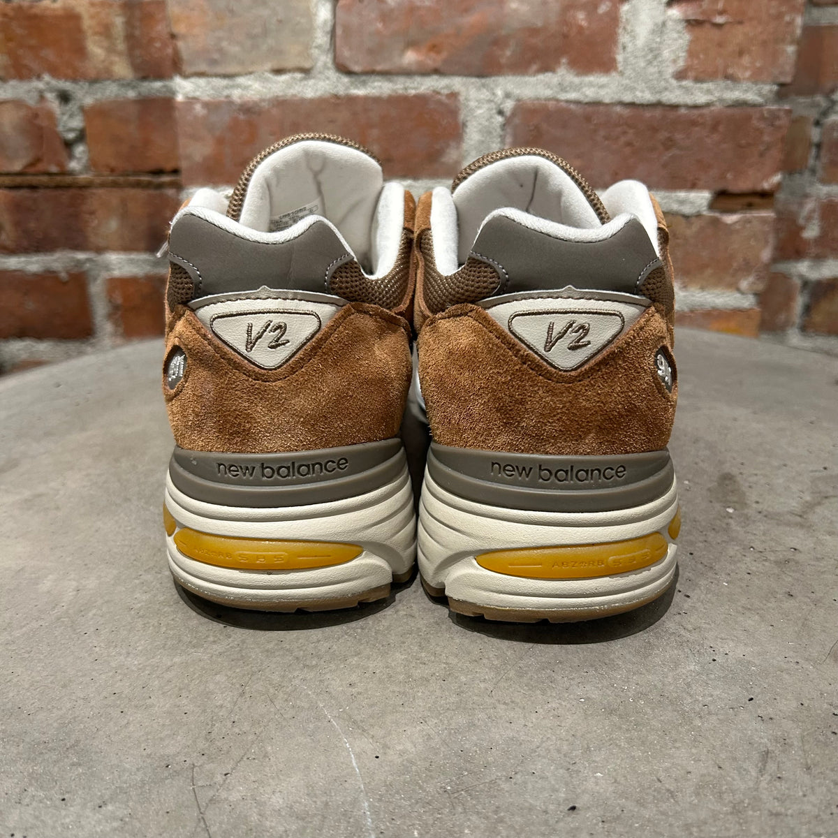 NEW BALANCE X TEDDY SANTIS MADE IN ENGLAND 991 SNEAKERS ‘CARAMEL’