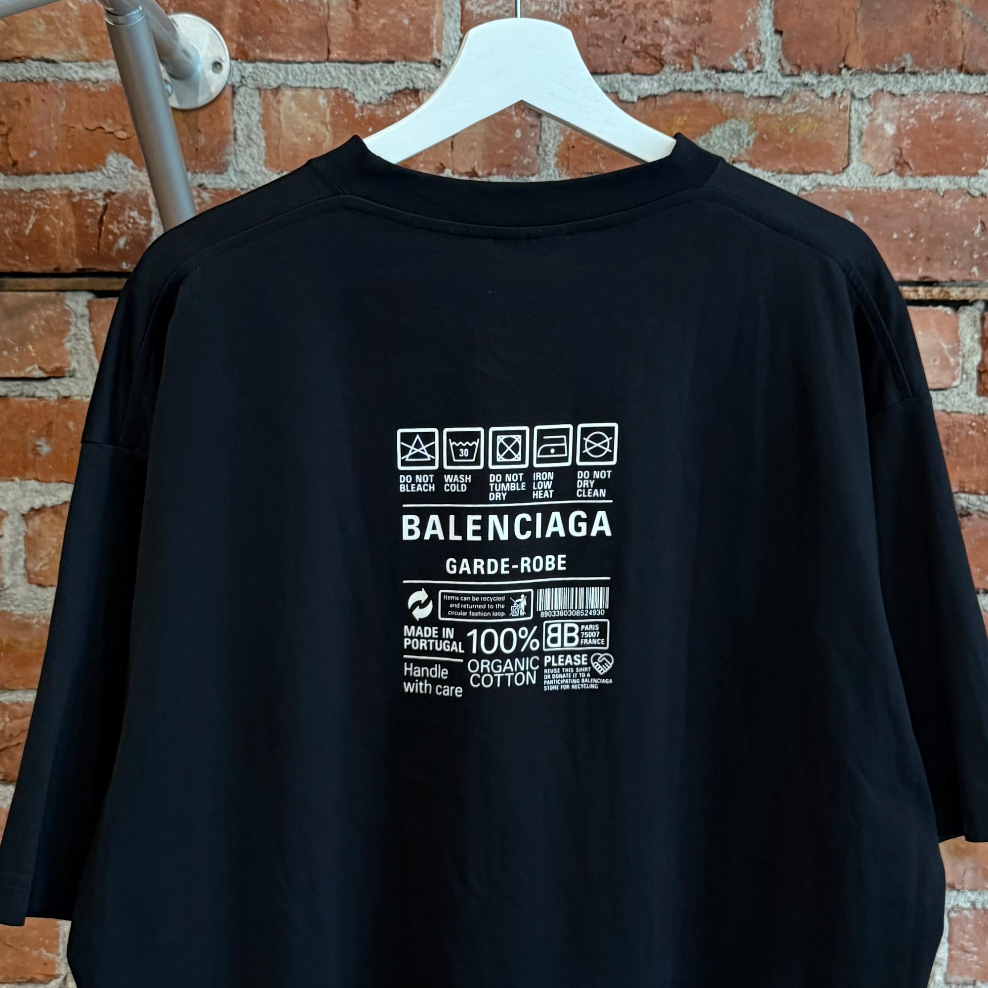 BALENCIAGA SS22 CARE LABEL TEE ‘BLACK’