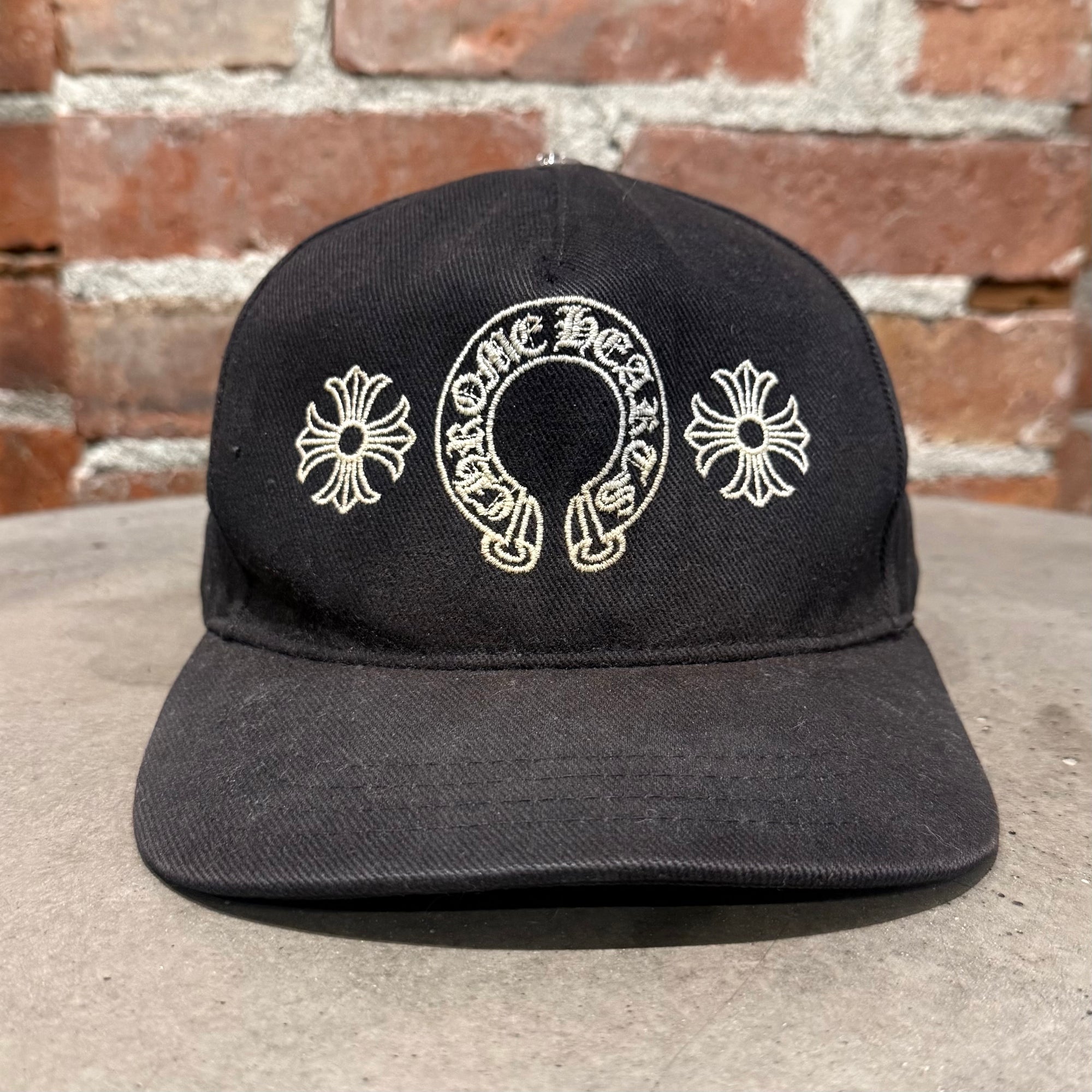 CHROME HEARTS HORSESHOE DENIM HAT ‘BLACK’