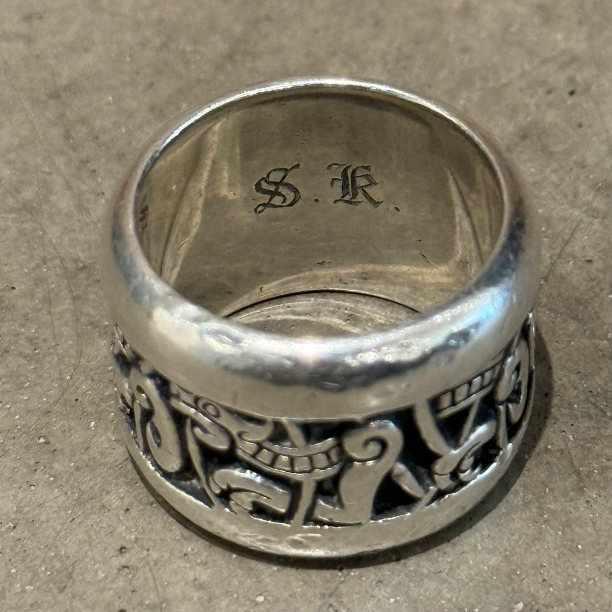 CHROME HEARTS WIDE CELTIC BAND RING 'SILVER'