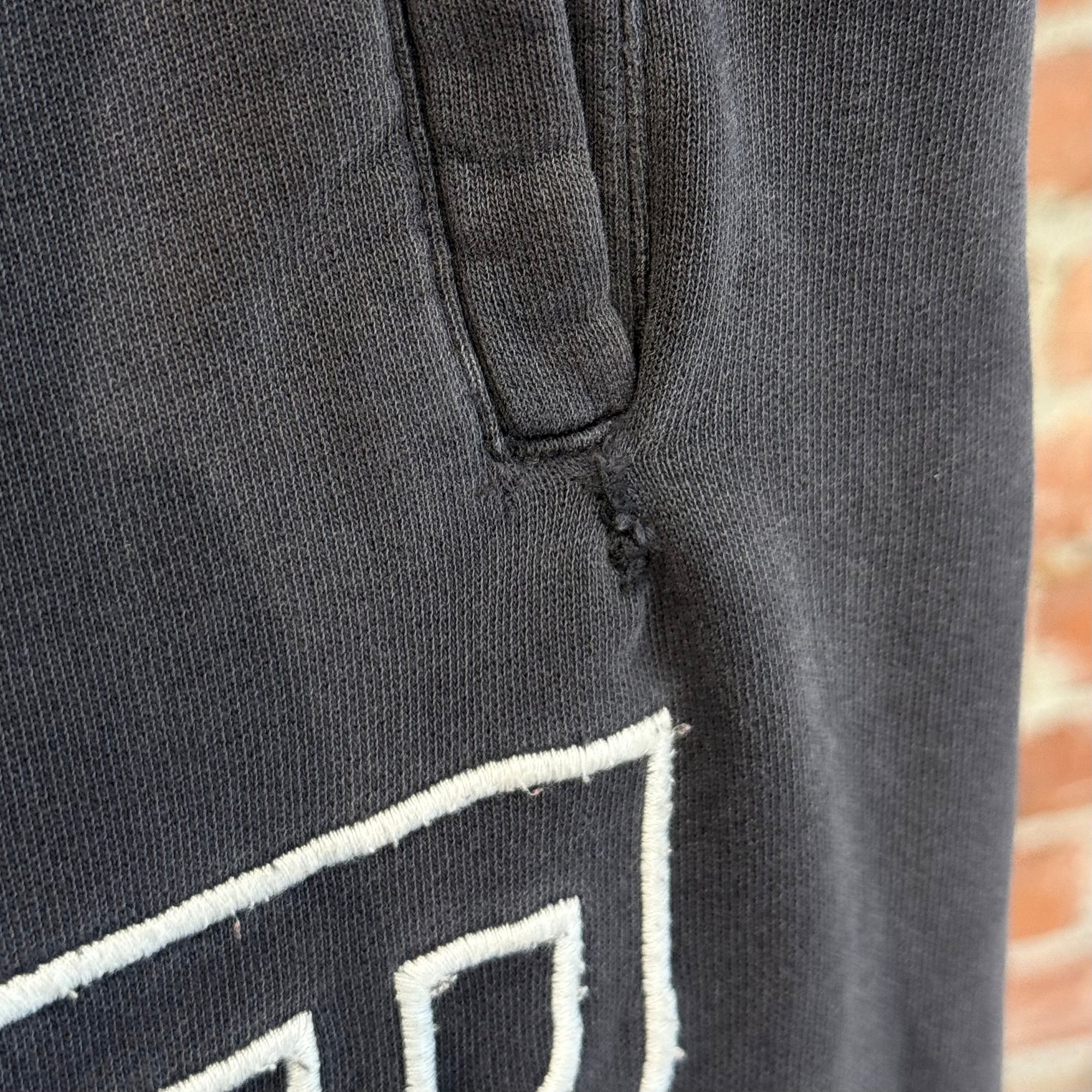BALENCIAGA FW22 OUTLINE LOGO SWEATPANTS ‘VINTAGE BLACK’