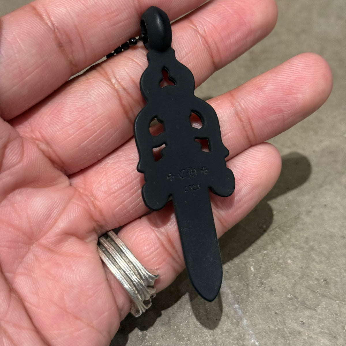 CHROME HEARTS SILICHROME DAGGER NECKLACE ’BLACK’