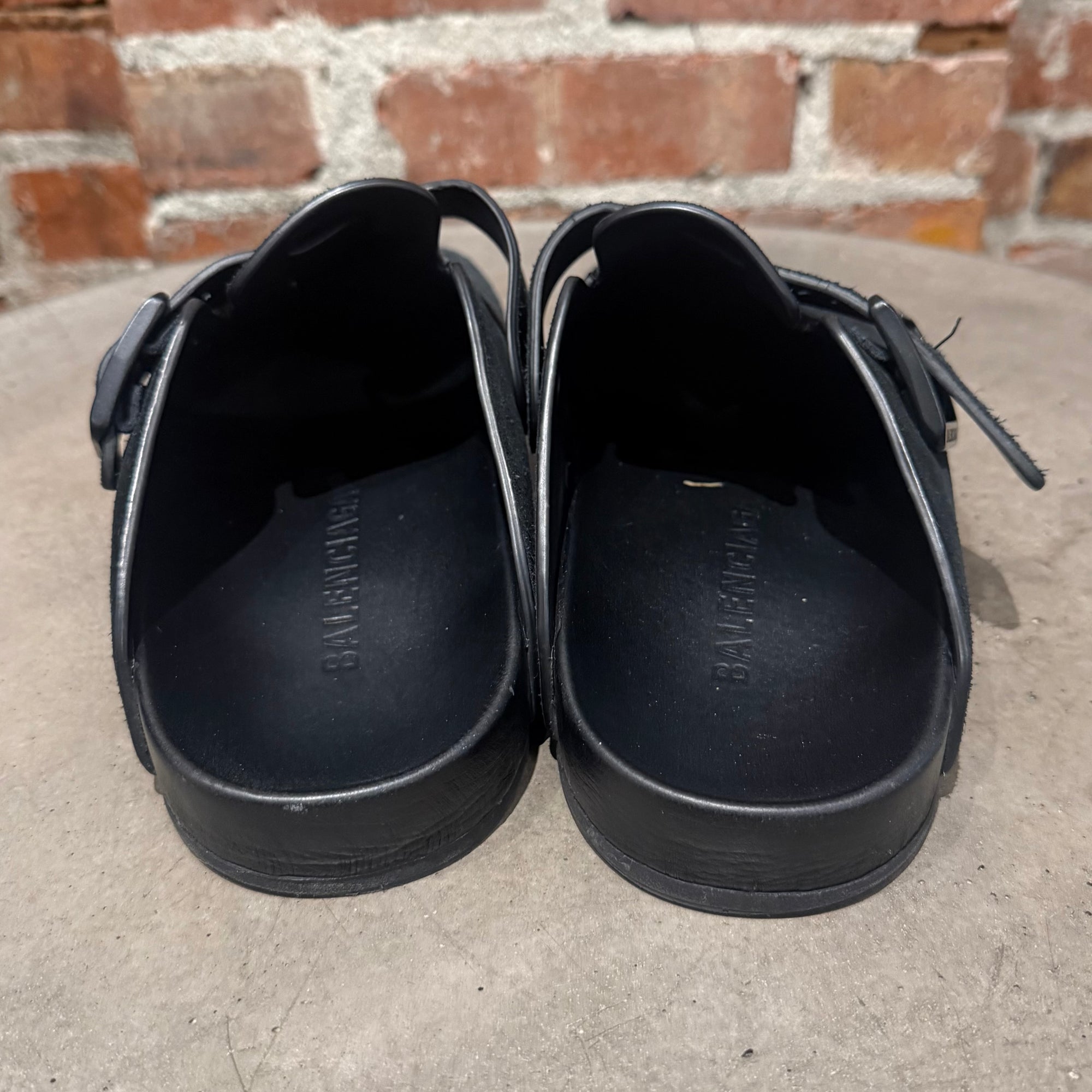 BALENCIAGA MONDAY MULES ‘BLACK’