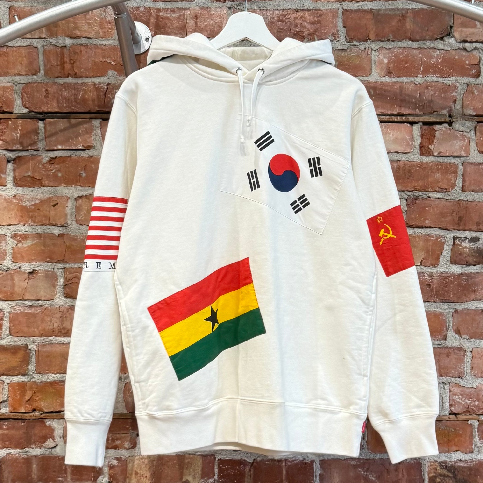 SUPREME FW13 INTERNATIONAL FLAGS HOODIE ‘WHITE’