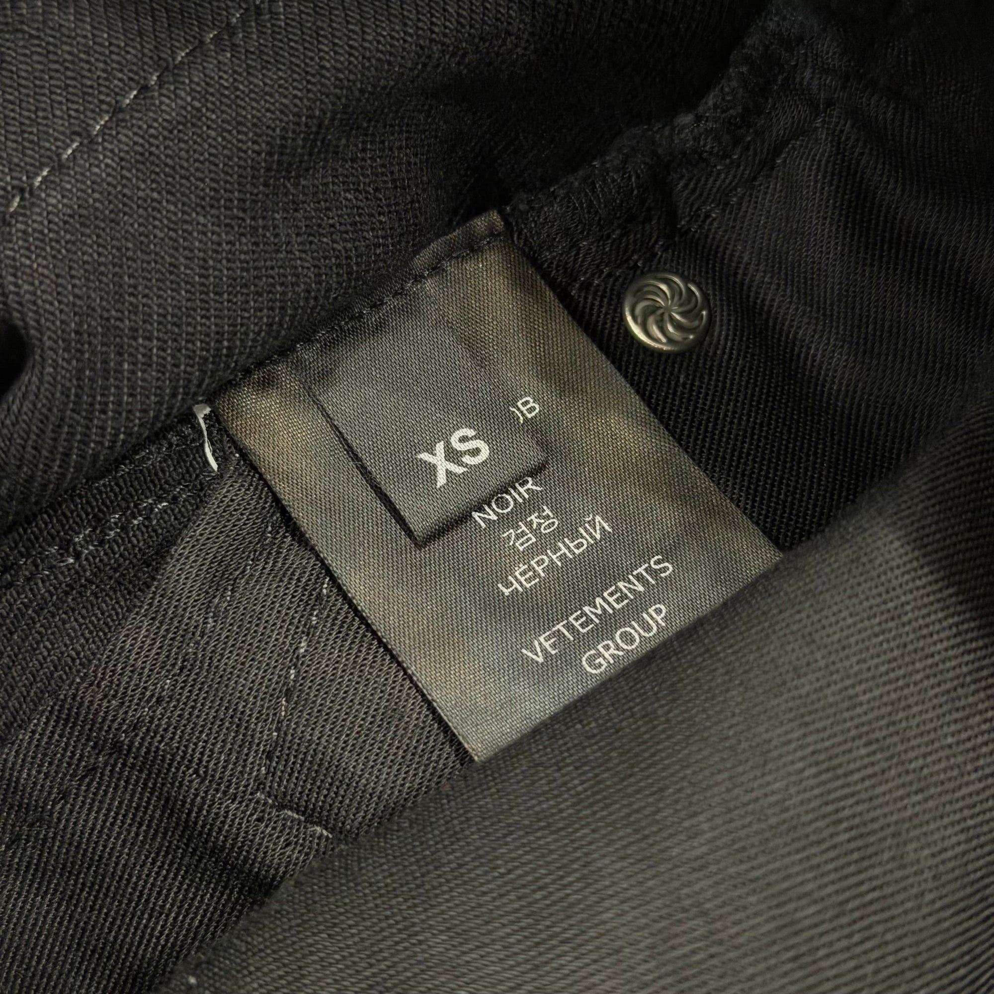 VETEMENTS SS19 RHINESTONE EMBELLISHED STRAIGHT DENIM  ‘BLACK’