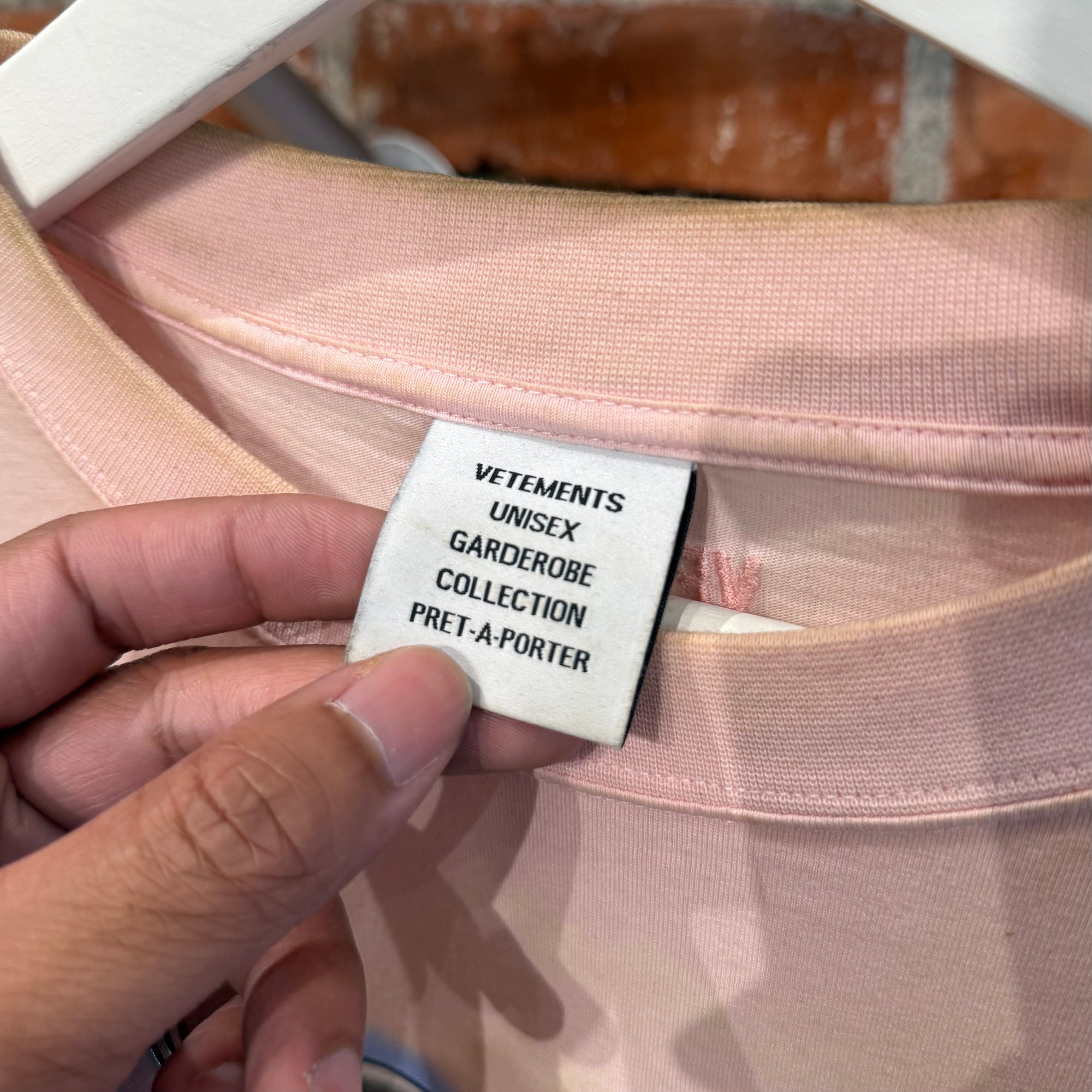 VETEMENTS LIMITED EDITION DOLPHIN TOWER LOVE TEE ‘PINK’