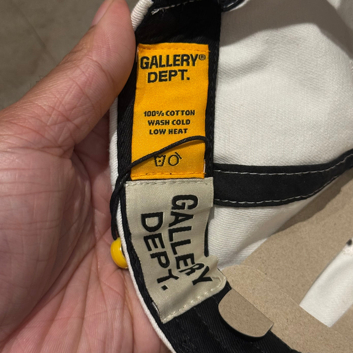 GALLERY DEPT. EMBROIDERED DEPT LOGO HAT ‘WHITE’