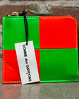 COMME DES GARÇON FLUO SQUARES WALLET ‘MULTI’
