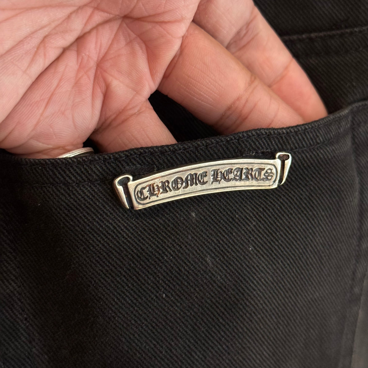 CHROME HEARTS FLEUR KNEE STRAIGHT LEG DENIM ‘BLACK’