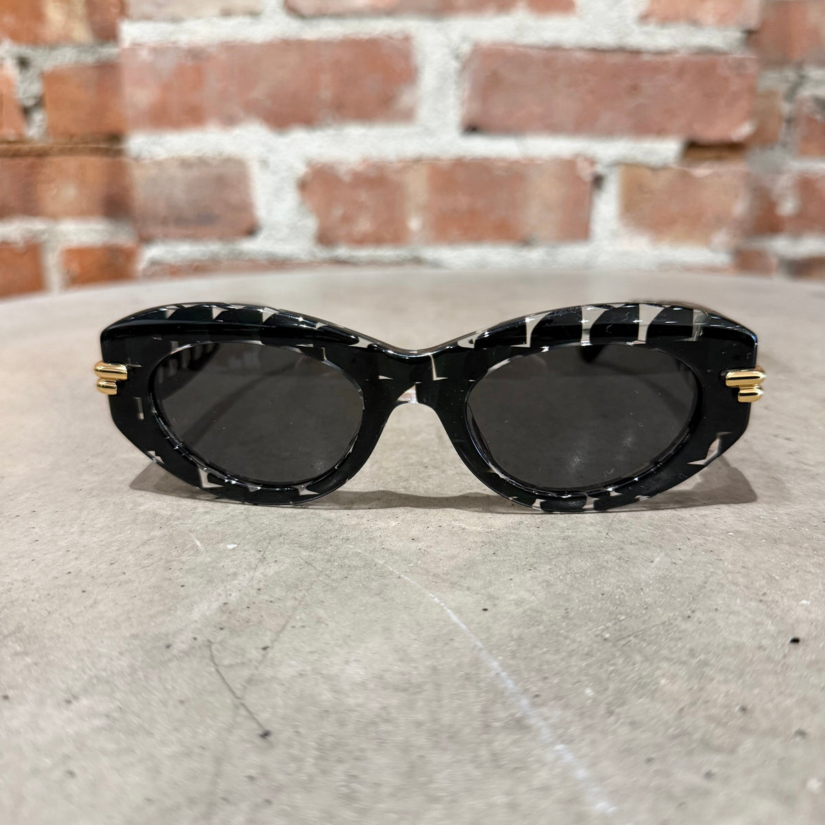 BOTTEGA VENETA BV1322S CLEAR WEAVE SUNGLASSES ‘MULTI’