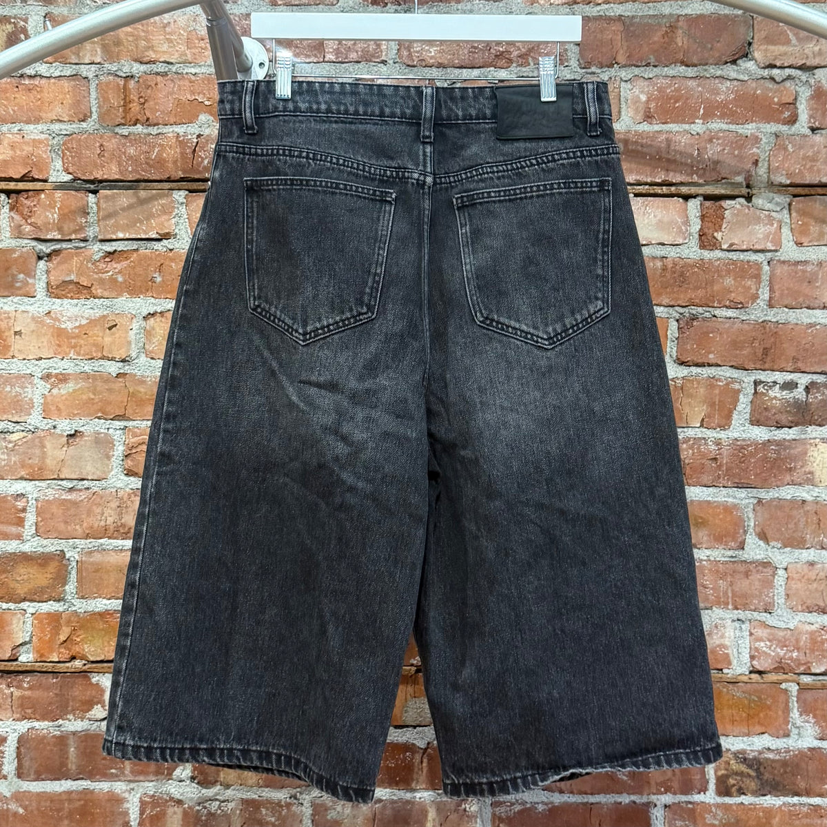 BASKETCASE WIDE BAGGY DENIM SHORTS ‘BLACK’