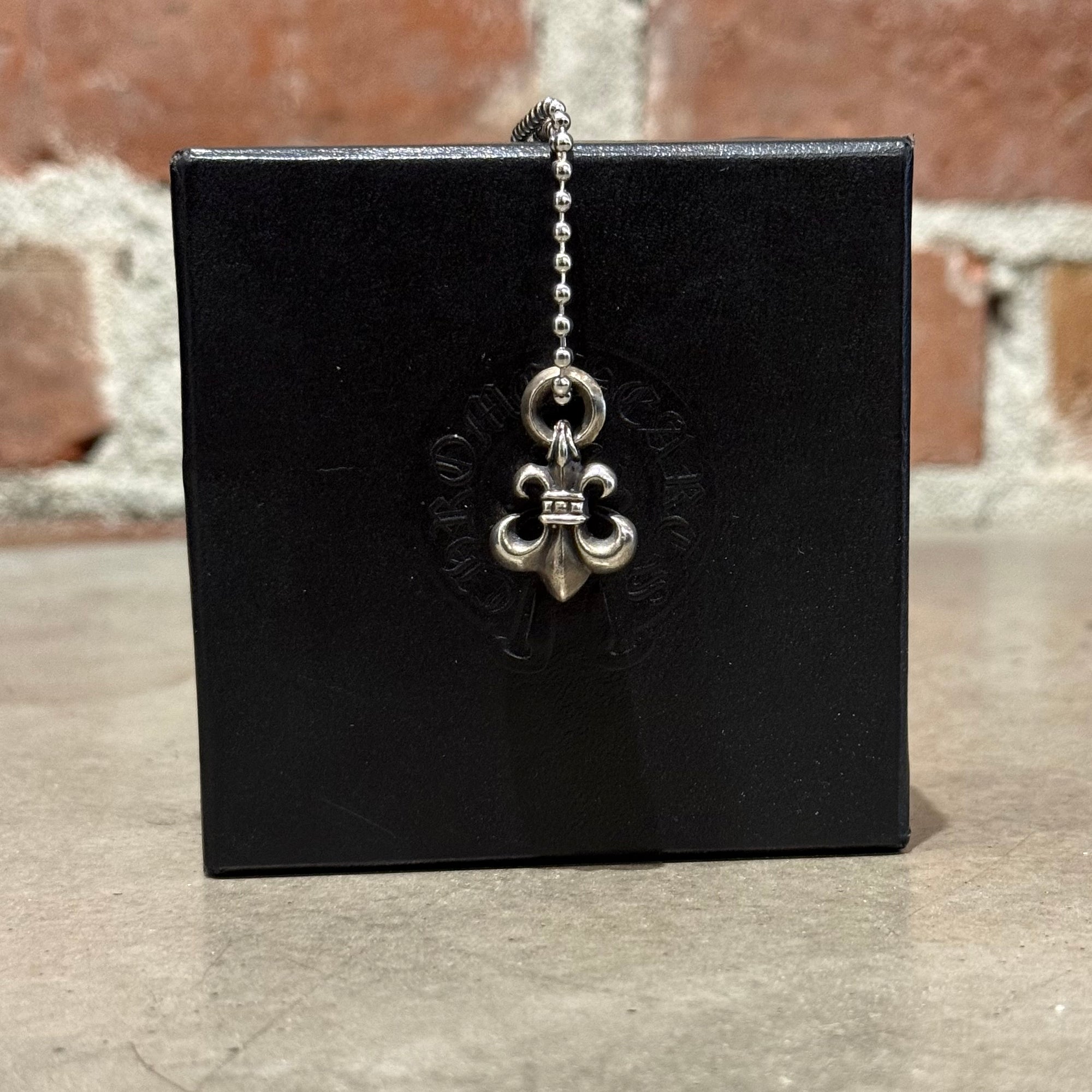 CHROME HEARTS BS FLEUR CHARM PENDANT NECKLACE ‘SILVER’