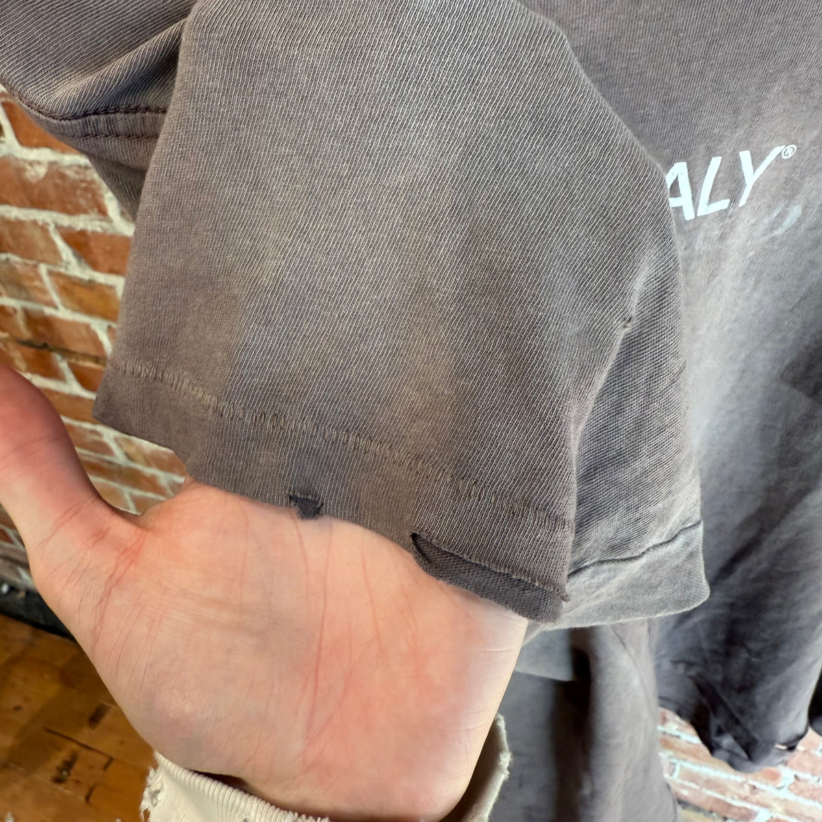 PALY HOLLYWOOD SS26 CORE LOGO TEE ‘BROWN’