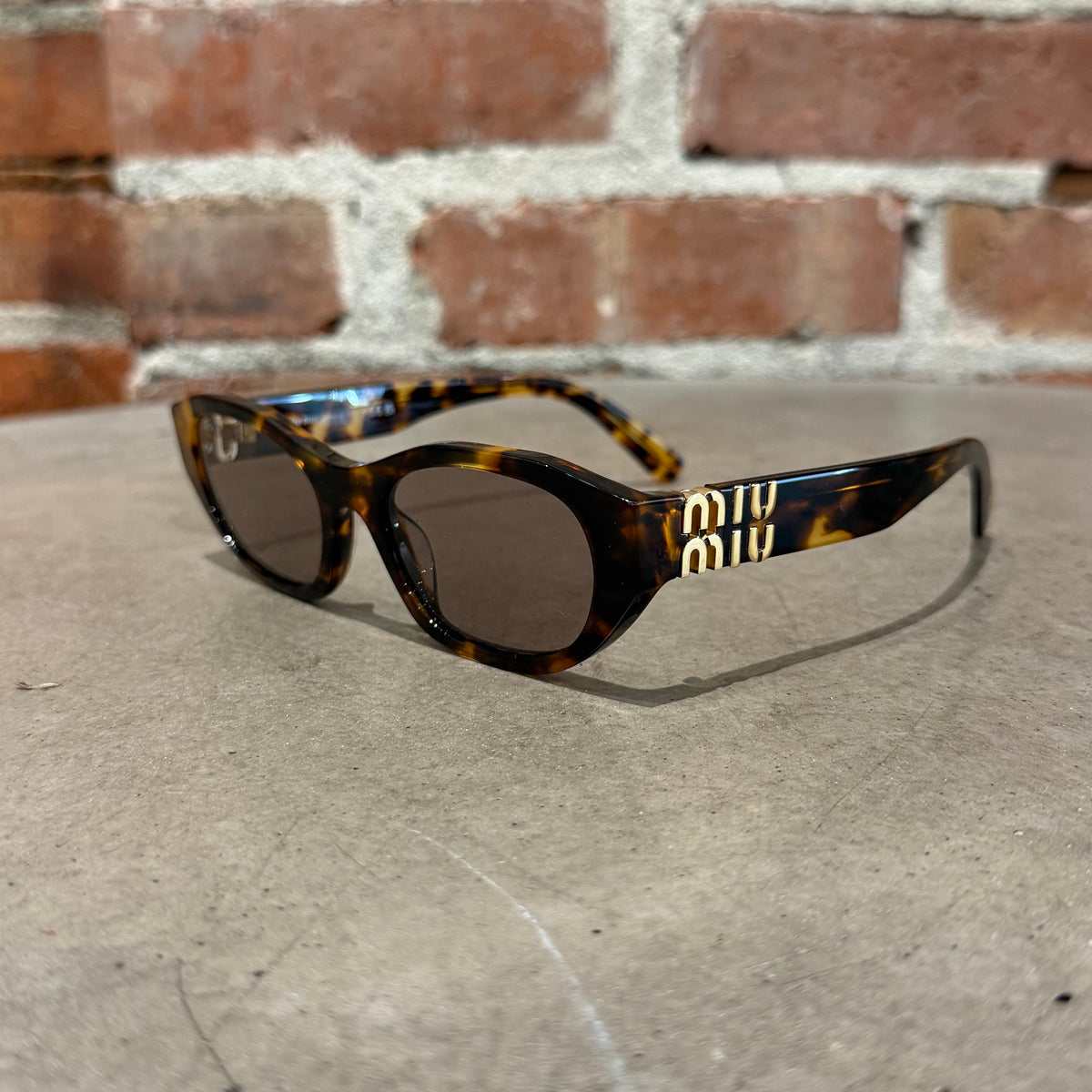MIU MIU A03S TORTOISE FRAME SUNGLASSES ‘BROWN’