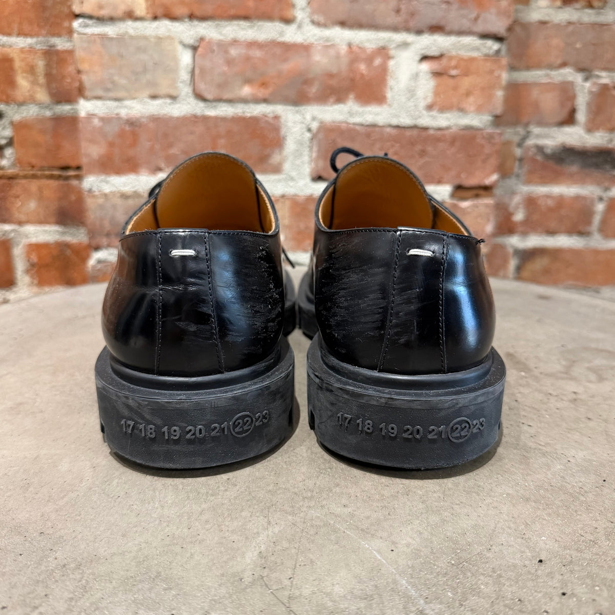 MASION MARGIELA LUG SOLE IVY DERBY ‘BLACK’