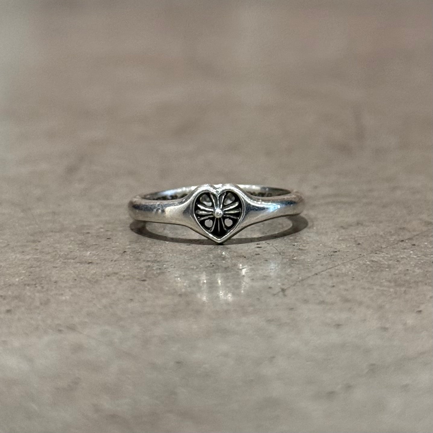 CHROME HEARTS PLUS CROSS HEART BUBBLE GUM RING ‘SILVER’