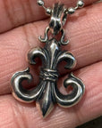 DEAL DESIGN LILY TOP FLEUR NECKLACE ‘SILVER’