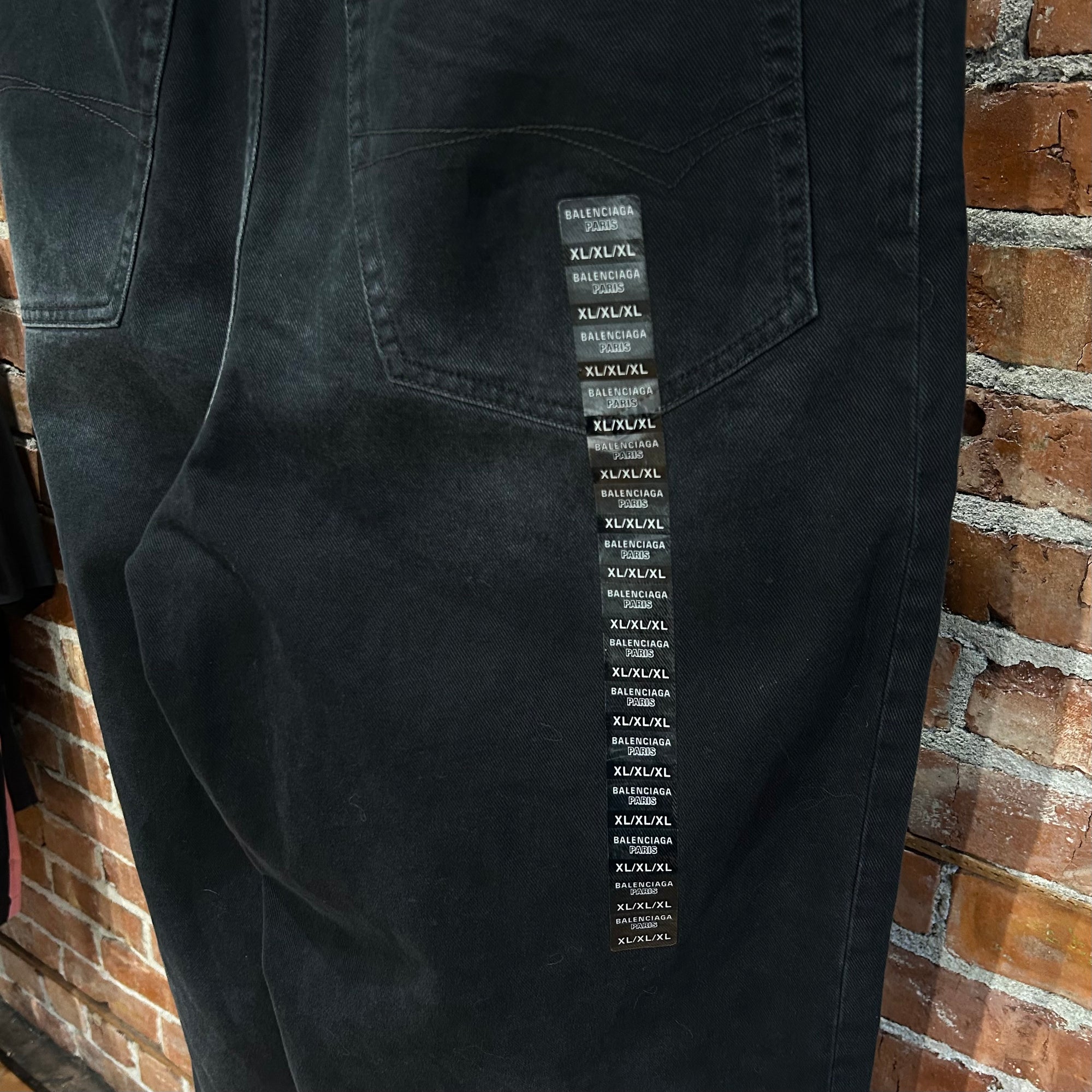 BALENCIAGA SS23 BAGGY SIZE STICKER DENIM ‘BLACK’