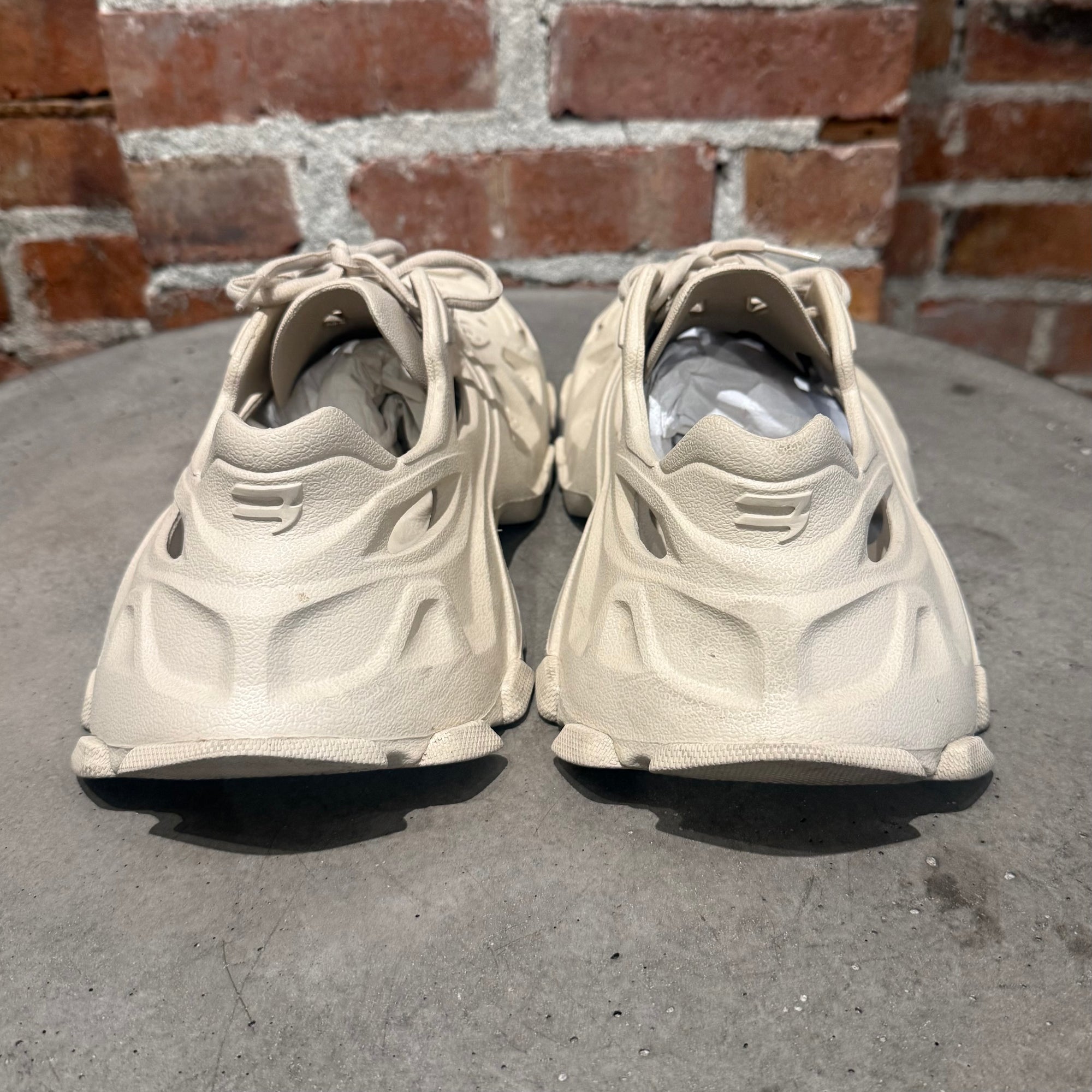 BALENCIAGA RUBBER HD LACE UP SNEAKER ‘SAND’