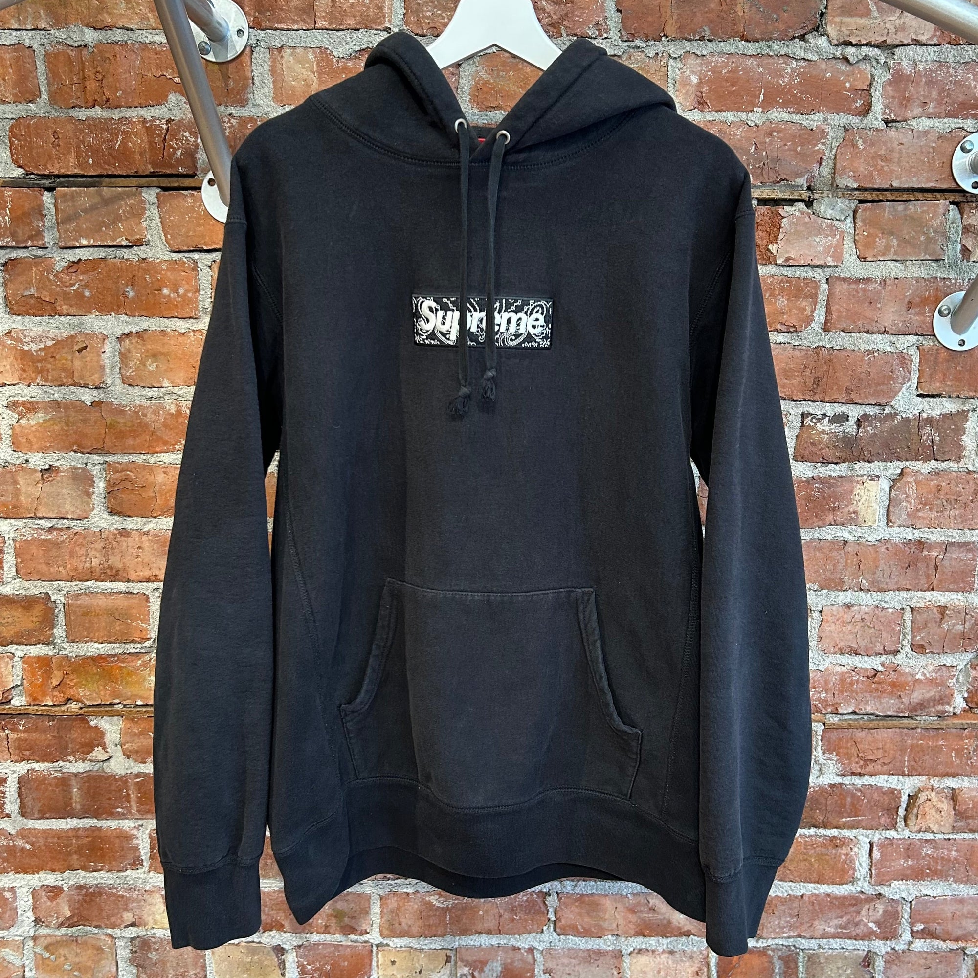 SUPREME FW19 BANDANA BOX LOGO HOOODIE ‘BLACK’