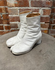 MAISON MARGIELA TABI HEEL ANKLE BOOTS ‘WHITE’