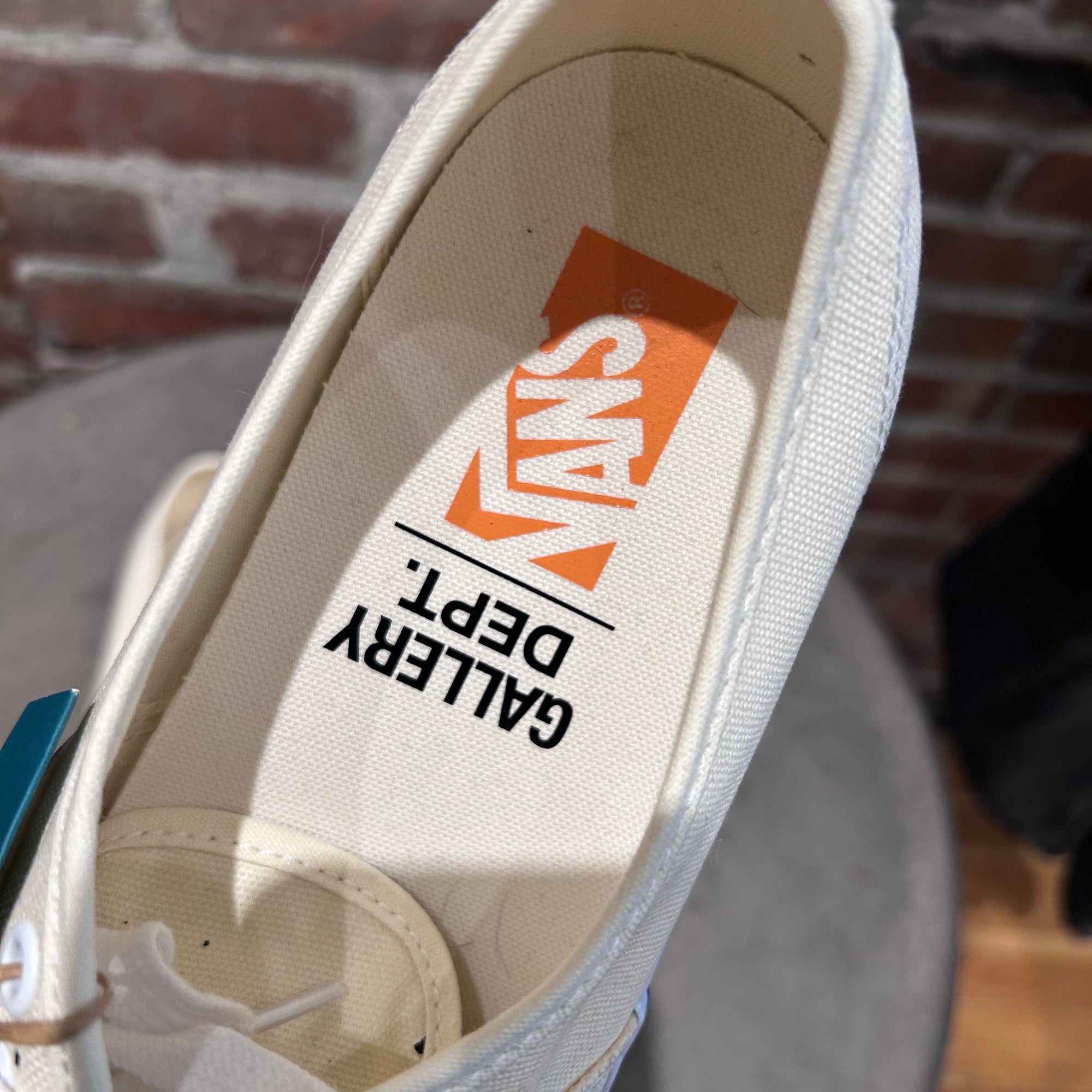 GALLERY DEPT. x VANS PAINT SPLATTER AUTHENTICS SNEAKER ‘CREAM’